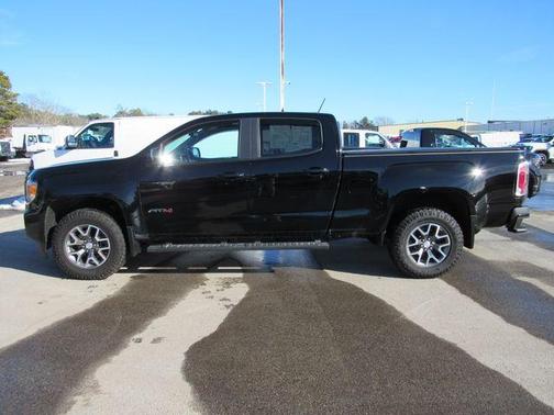 2022 GMC Canyon AT4 w/Cloth