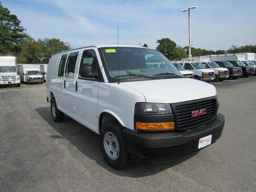 2025 GMC Savana 2500 Work Van