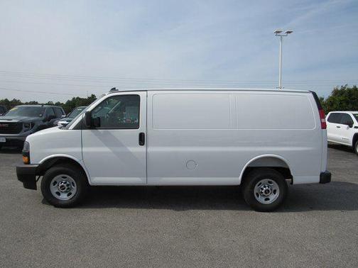 2025 GMC Savana 2500 Work Van