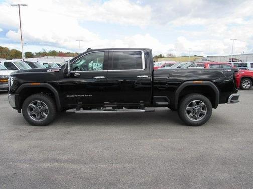 2026 GMC Sierra 2500 SLT