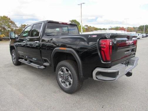 2026 GMC Sierra 2500 SLT
