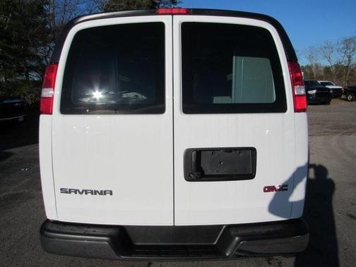 2025 GMC Savana 2500 Work Van