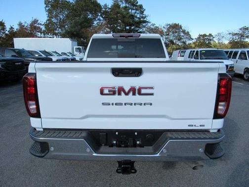 2026 GMC Sierra 2500 SLE
