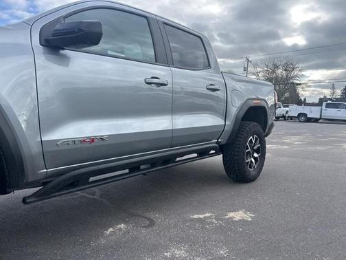 2023 GMC Canyon AT4X