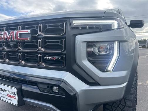 2023 GMC Canyon AT4X