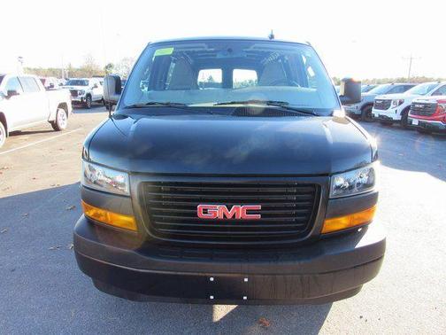2023 GMC Savana 3500 Work Van