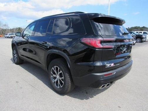 2024 GMC Acadia AT4