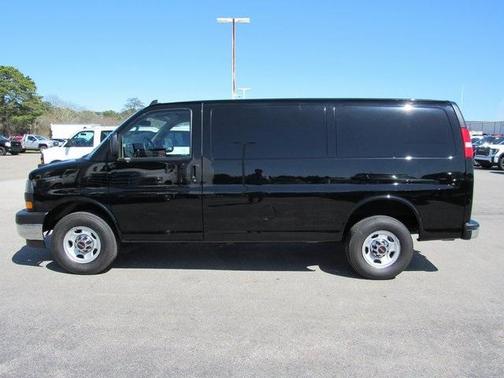 2023 GMC Savana 2500 Work Van
