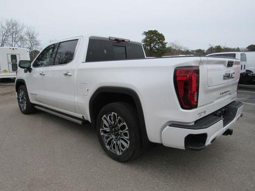 White Frost Tri-Coat 2024 GMC Sierra 1500 Denali Ultimate