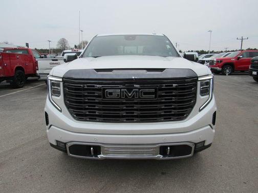 White Frost Tri-Coat 2024 GMC Sierra 1500 Denali Ultimate