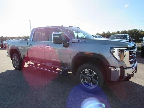 2026 GMC Sierra 2500 SLT