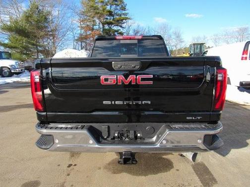 2026 GMC Sierra 2500 SLT