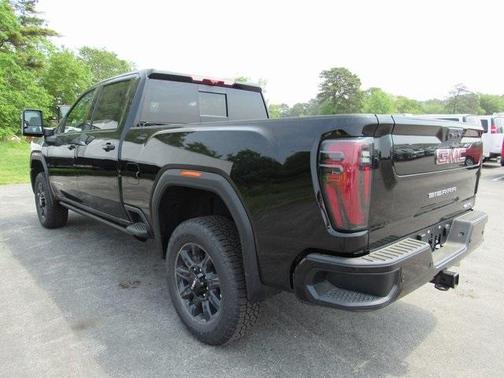 2025 GMC Sierra 2500 AT4