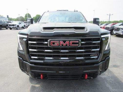 2025 GMC Sierra 2500 AT4
