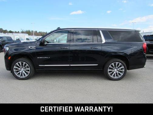 Midnight Blue Metallic 2022 GMC Yukon XL Denali