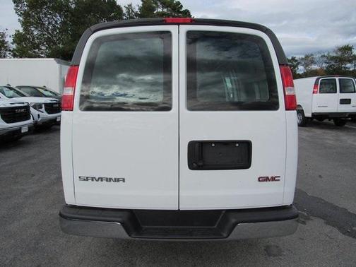2023 GMC Savana 2500 Work Van