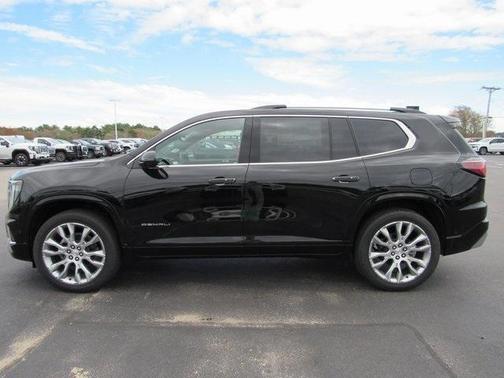2024 GMC Acadia Denali