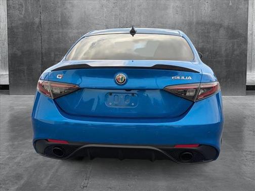 2024 Alfa Romeo Giulia Ti