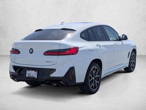 Alpine White 2025 BMW X4 xDrive30i