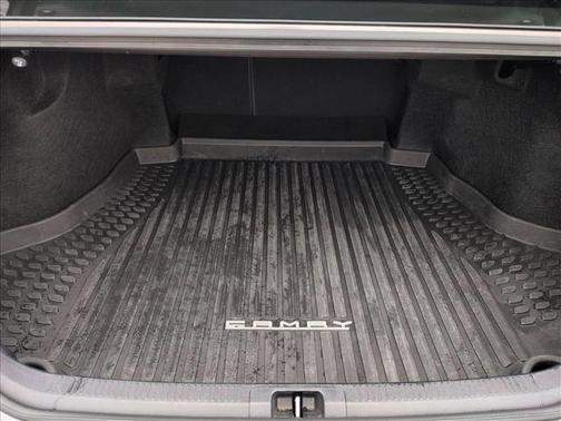 2024 Toyota Camry Hybrid SE