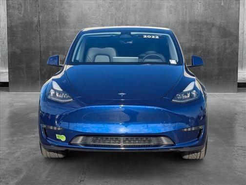 2022 Tesla Model Y Long Range Dual Motor All-Wheel Drive