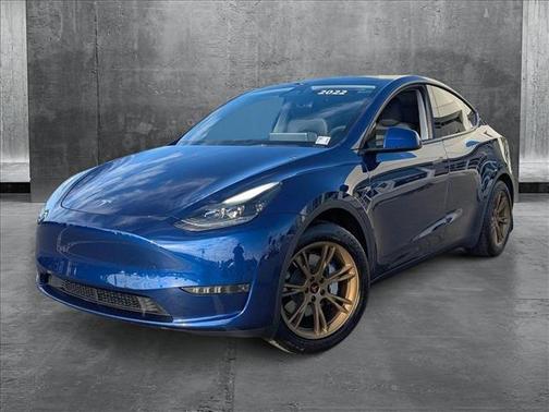 2022 Tesla Model Y Long Range Dual Motor All-Wheel Drive