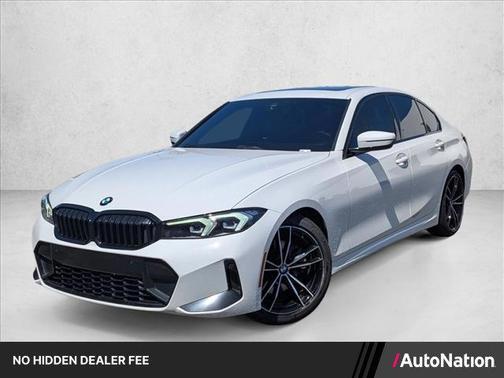 Alpine White 2023 BMW 330 330i