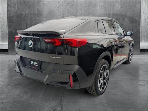 2025 BMW X2 xDrive28i