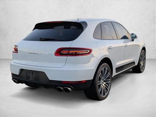 2015 Porsche Macan S