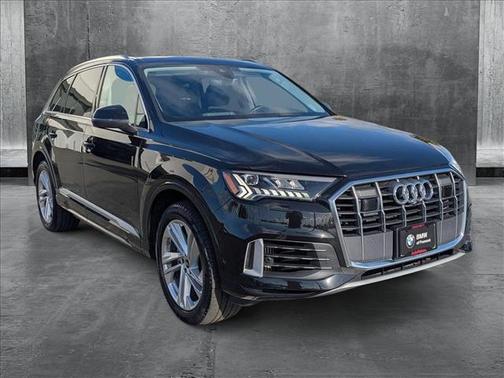 2024 Audi Q7 55 Premium Plus