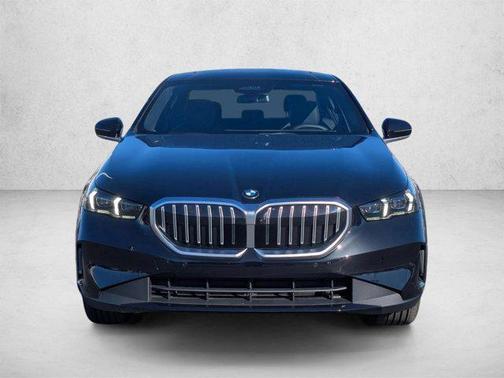Black Sapphire Metallic 2026 BMW 530 530i