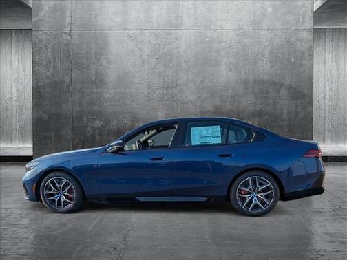 2025 BMW i5 M60