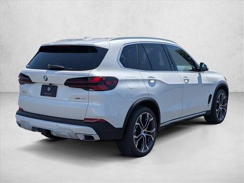 Mineral White Metallic 2026 BMW X5 xDrive40i