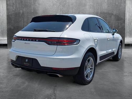 2020 Porsche Macan Base