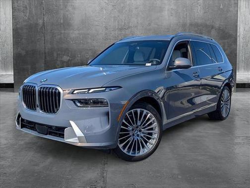 2025 BMW X7 xDrive40i