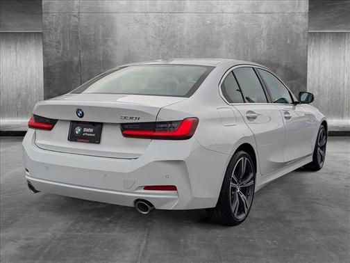 2024 BMW 330 i