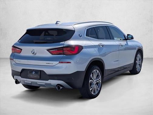 Glacier Silver Metallic 2022 BMW X2 xDrive28i