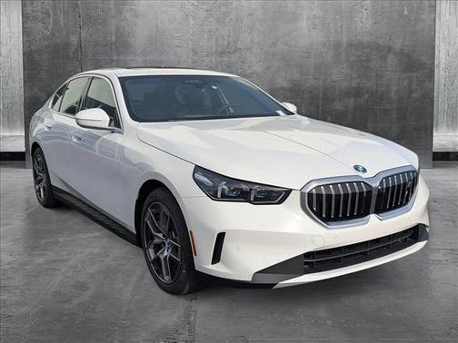 2025 BMW i5 eDrive40