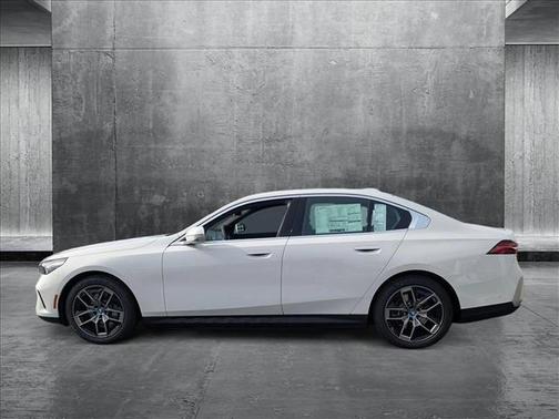 2025 BMW i5 eDrive40