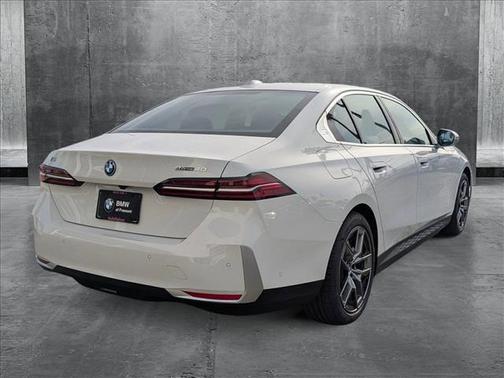 2025 BMW i5 eDrive40