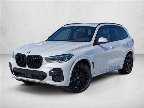 Mineral White Metallic 2023 BMW X5 M50i