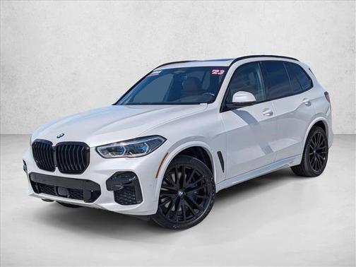 Mineral White Metallic 2023 BMW X5 M50i