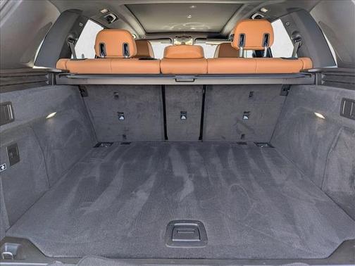 Mineral White Metallic 2023 BMW X5 M50i