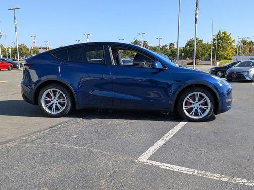 2020 Tesla Model Y Performance Dual Motor All-Wheel Drive