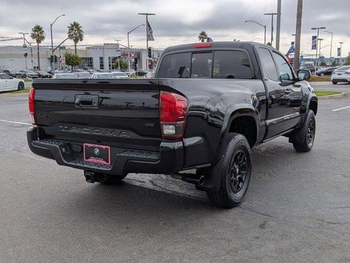 2022 Toyota Tacoma SR5