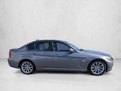 2011 BMW 328 328i