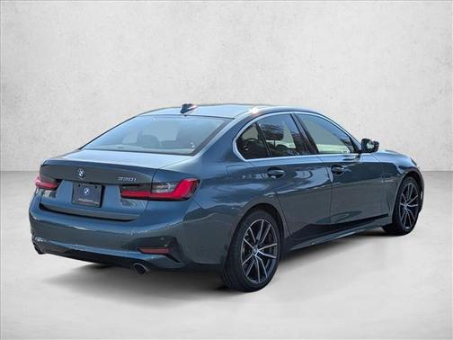 2021 BMW 330 330i