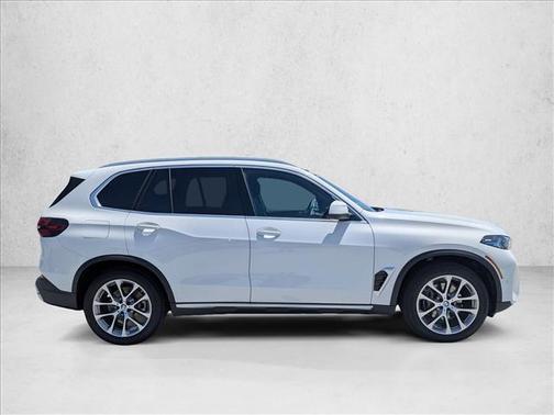Alpine White 2026 BMW X5 xDrive40i