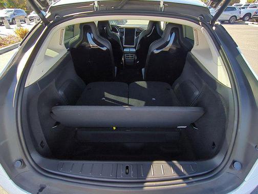 2016 Tesla Model X 75D