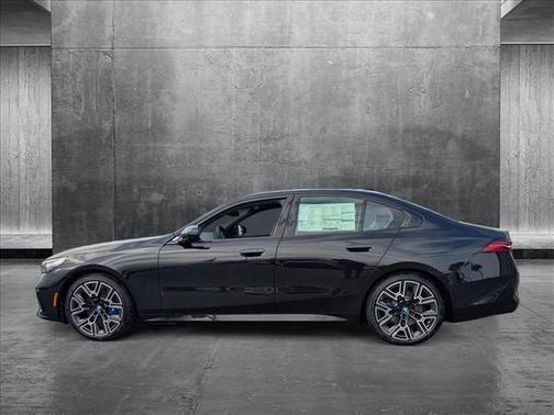 2025 BMW i5 eDrive40